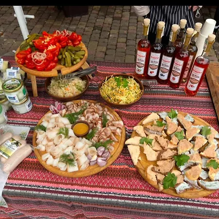 Sunny-apart *